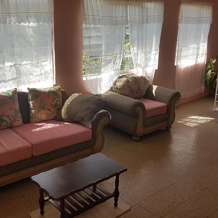 Apartamento Rain Bridgetown Exterior foto